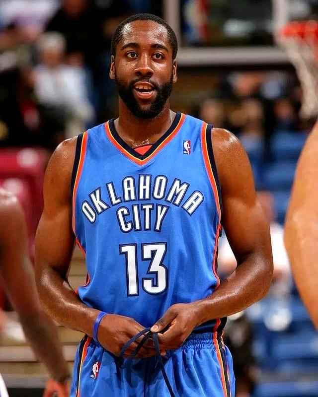 哈登连续十五场比赛得分超过爆冷，中国队不断突破！的简单介绍